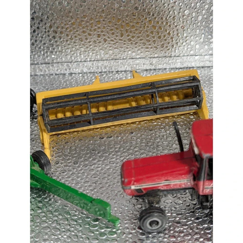 Vintage Diecast Farm Toy Lot international Ford Case IH John Deere Tractors 13pc